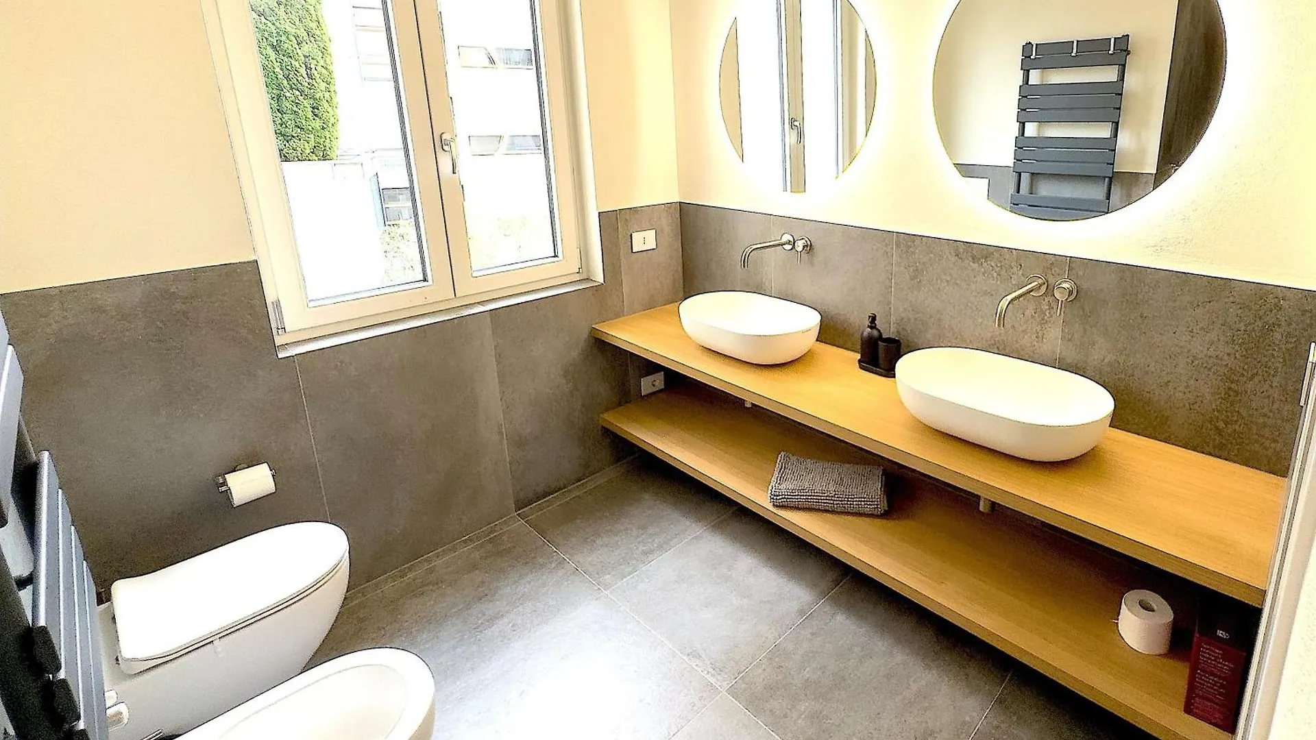 Zeus - Luxury Apartment Como Italy