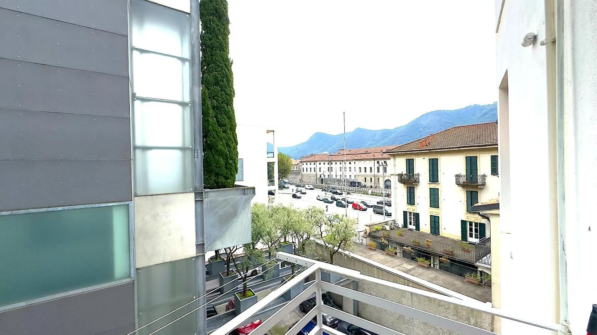 Zeus - Luxury Apartment Como
